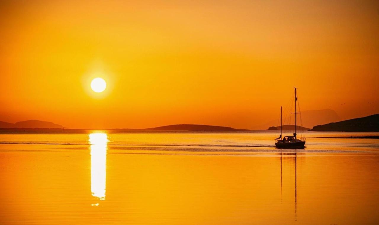 Bed & Breakfast The Waterside 3*